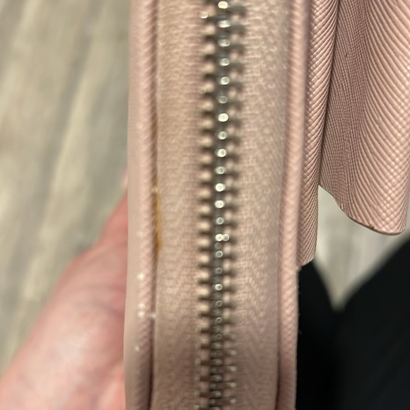 Betsey Johnson Pink Bow Wallet - Picture 7 of 12